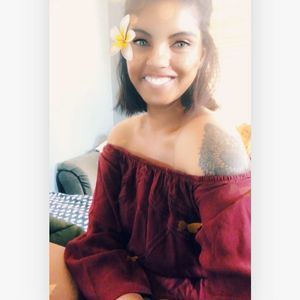 Meet your Posher, Alexis